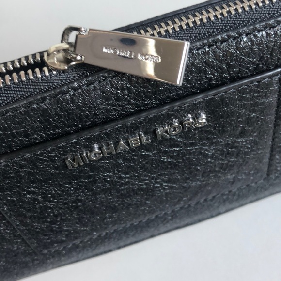 Vintage Metallic Black Michael Kors wristlet - Picture 1 of 15